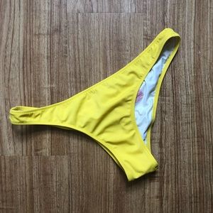 VS Cheeky Yellow Bikini Bottoms (M)